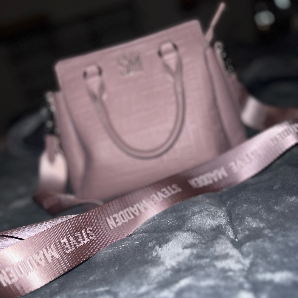 Steve Madden tote bag